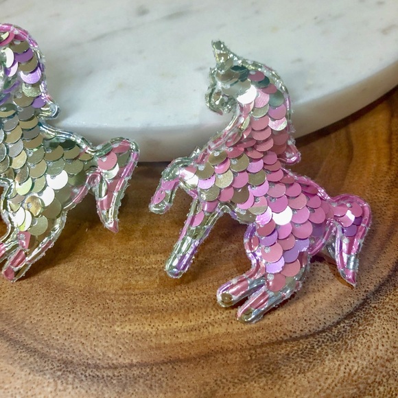 3D Multi Unicorn Girls Hair Clip Pack of 4 - Picture 6 of 7
